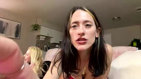 Snapshot of jadeee__ivy chatting on April 2026 09:04:01 AM sexyeyes neverlie online show from April 2026 09:04:01 AM