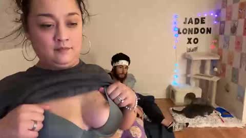 Jade online show from February 2025 12:43:01 AM