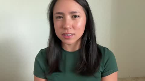 Snapshot of jadelove_ chatting on April 2026 07:48:01 PM Jade Love online show from April 2026 07:48:01 PM