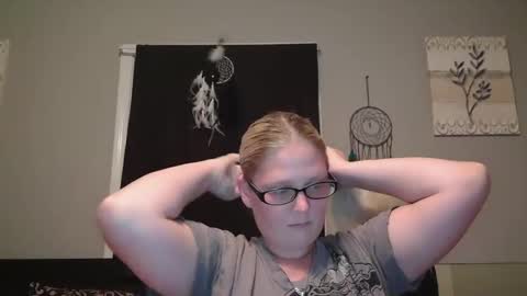 Snapshot of jadeluv chatting on December 2024 02:42:01 AM JadeLuv online show from December 2024 02:42:01 AM