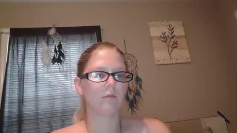 Snapshot of jadeluv chatting on January 2025 05:15:01 PM JadeLuv online show from January 2025 05:15:01 PM