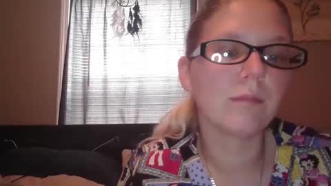 Snapshot of jadeluv chatting on January 2025 06:21:01 PM JadeLuv online show from January 2025 06:21:01 PM