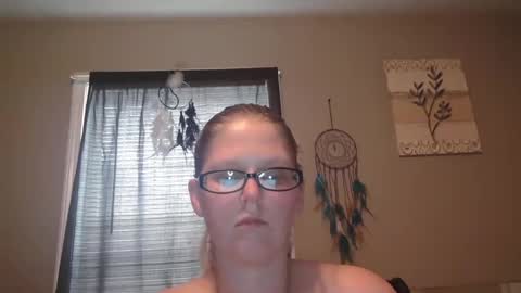 Snapshot of jadeluv chatting on February 2025 05:59:01 PM JadeLuv online show from February 2025 05:59:01 PM