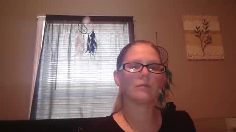 Snapshot of jadeluv chatting on February 2025 05:07:02 PM JadeLuv online show from February 2025 05:07:02 PM