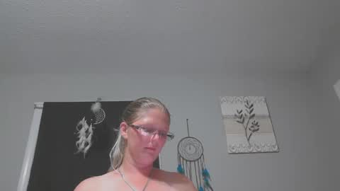 Snapshot of jadeluv chatting on September 2025 12:33:02 AM JadeLuv online show from September 2025 12:33:02 AM