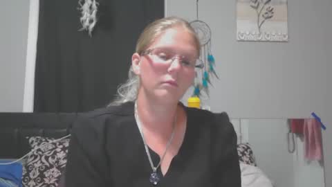 Snapshot of jadeluv chatting on September 2025 12:47:01 AM JadeLuv online show from September 2025 12:47:01 AM