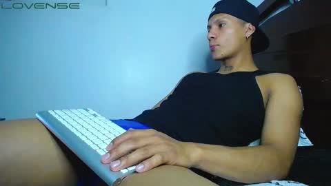 jahn_ashford1 online show from December 2024 05:40:01 AM