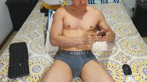 jahshot4 online show from October 2025 02:20:01 AM