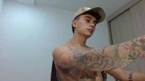 Snapshot of jaico_santos1 chatting on April 2026 11:24:01 PM Jaico online show from April 2026 11:24:01 PM