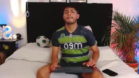 Jaiden online show from November 2025 06:27:01 AM