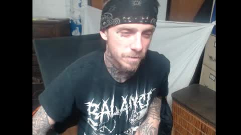 Snapshot of jake265897 chatting on December 2025 06:43:01 AM showingitoff online show from December 2025 06:43:01 AM