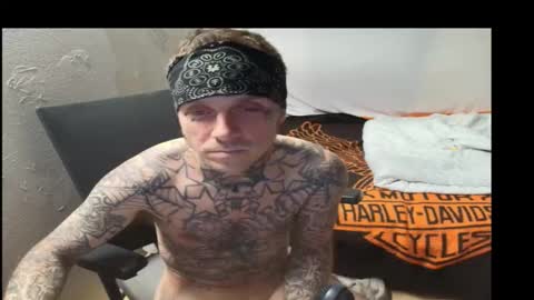 Snapshot of jake265897 chatting on March 2026 04:18:02 AM showingitoff online show from March 2026 04:18:02 AM