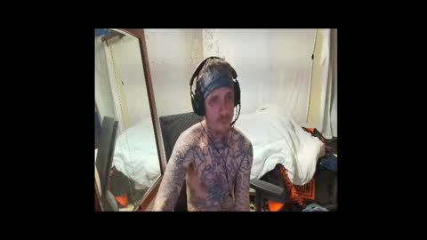 showingitoff online show from April 2026 04:35:01 AM