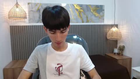 Snapshot of jake_evanss_ chatting on October 2025 01:01:02 PM JAKE online show from October 2025 01:01:02 PM