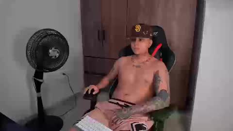 Snapshot of jake_pons chatting on March 2026 09:29:02 PM Jake Pons online show from March 2026 09:29:02 PM