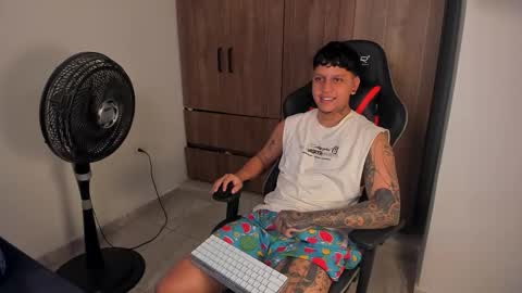 Snapshot of jake_pons chatting on March 2026 09:53:02 PM Jake Pons online show from March 2026 09:53:02 PM