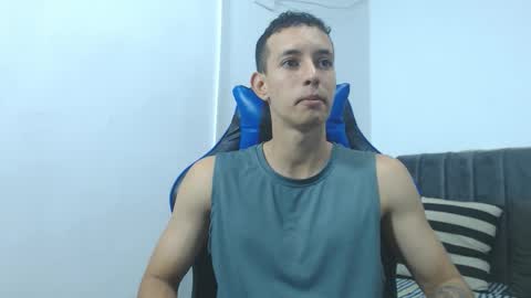 Snapshot of jake_shadow14 chatting on December 2025 12:42:01 AM Hi guys im new 3 online show from December 2025 12:42:01 AM