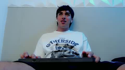 jake_tripp online show from September 2025 04:39:02 AM