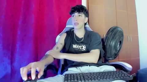 Snapshot of jake_tripp__ chatting on March 2026 03:46:02 AM jake online show from March 2026 03:46:02 AM