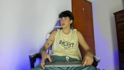 Snapshot of jake_tripp__ chatting on April 2026 01:58:02 AM jake online show from April 2026 01:58:02 AM