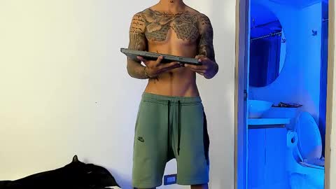 Santiago online show from February 2025 07:47:02 AM