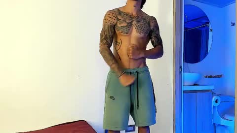 Santiago online show from February 2025 07:07:01 AM