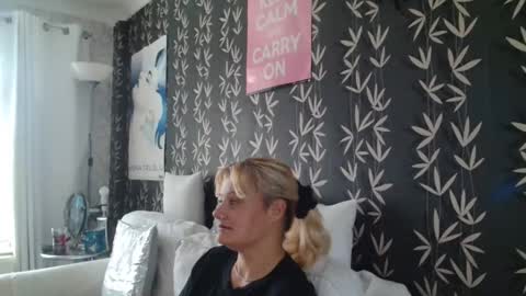 JAKKI LOUISE pornstar online show from September 2025 03:01:01 PM