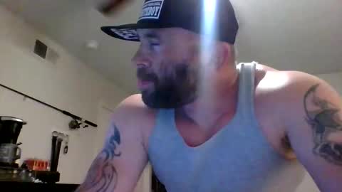 Snapshot of jalgieri21 chatting on April 2026 01:04:01 AM SolidEight online show from April 2026 01:04:01 AM