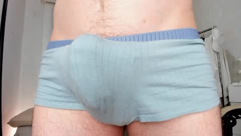 Snapshot of jame_flow chatting on April 2026 09:42:01 PM Hey there Im Jame online show from April 2026 09:42:01 PM