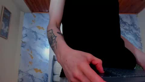 james_adamss_ online show from March 2026 04:24:02 PM