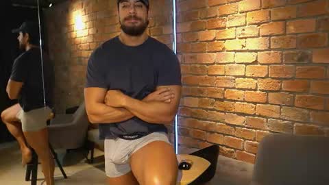 James Axel online show from July 2026 02:48:02 PM