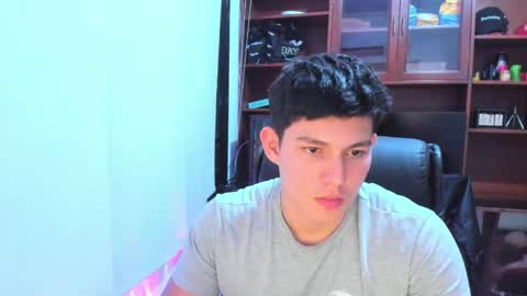 james_cr online show from February 2025 06:14:02 AM