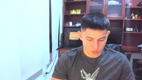 james_cr online show from February 2025 03:30:01 AM