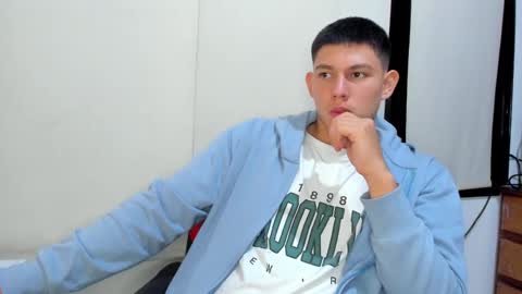 james_cr online show from February 2025 07:44:02 AM