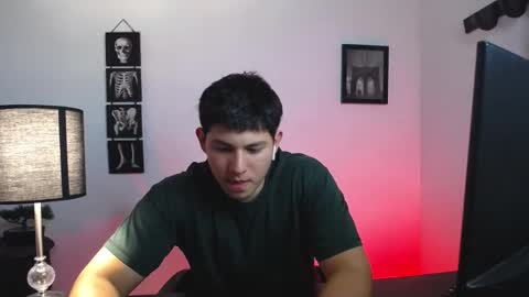 james_cr online show from October 2025 02:12:01 AM