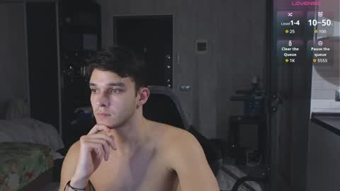 Snapshot of james_friends chatting on April 2026 11:19:02 PM James online show from April 2026 11:19:02 PM