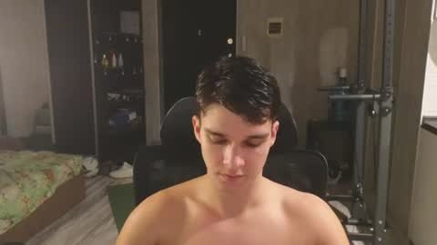 Snapshot of james_friends chatting on July 2026 09:35:01 PM James online show from July 2026 09:35:01 PM