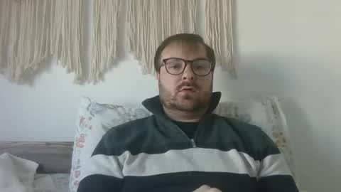 Snapshot of james_heron chatting on April 2026 07:36:01 AM James Heron online show from April 2026 07:36:01 AM