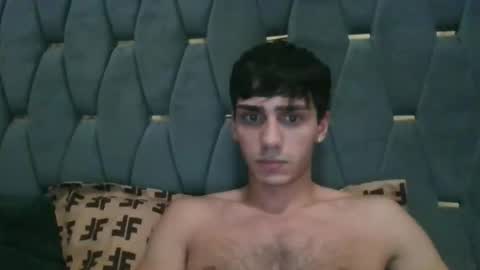 Snapshot of james_qss8 chatting on December 2025 07:53:02 PM James online show from December 2025 07:53:02 PM