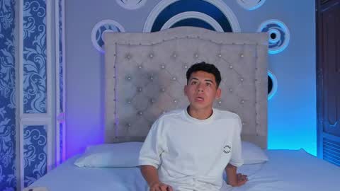 Snapshot of james_russell chatting on April 2026 02:46:02 AM Jamess online show from April 2026 02:46:02 AM