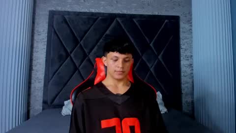 Snapshot of jamesgolden_ chatting on March 2025 11:29:01 AM jamesgolden_ online show from March 2025 11:29:01 AM