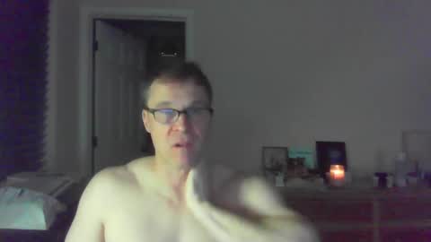 Snapshot of jamesjewels chatting on February 2025 03:07:02 AM jamesjewels online show from February 2025 03:07:02 AM