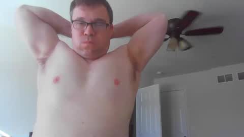 Snapshot of jamesjewels chatting on March 2025 01:57:02 PM jamesjewels online show from March 2025 01:57:02 PM