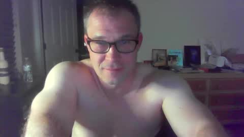 Snapshot of jamesjewels chatting on November 2025 02:22:02 AM jamesjewels online show from November 2025 02:22:02 AM