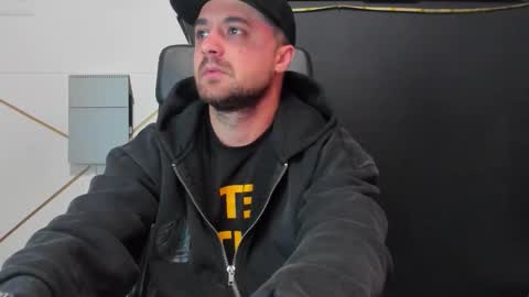 Snapshot of jamesmyersx chatting on March 2026 04:29:01 AM JamesMyers online show from March 2026 04:29:01 AM