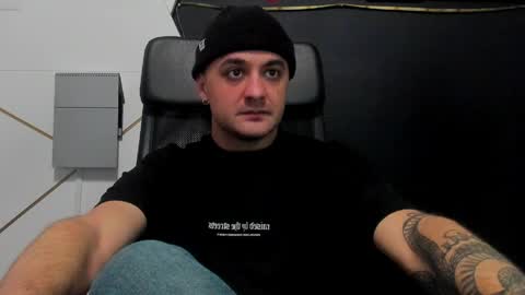 Snapshot of jamesmyersx chatting on April 2026 03:48:01 AM JamesMyers online show from April 2026 03:48:01 AM