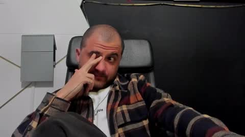 Snapshot of jamesmyersx chatting on April 2026 03:39:01 AM JamesMyers online show from April 2026 03:39:01 AM