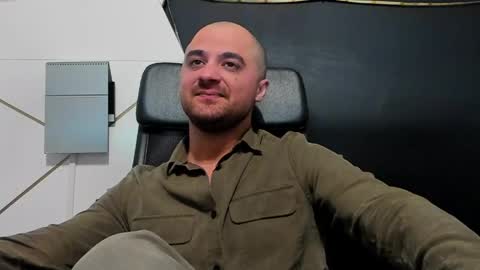 Snapshot of jamesmyersx chatting on April 2026 05:08:01 AM JamesMyers online show from April 2026 05:08:01 AM