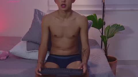 Snapshot of jamess_blanco chatting on July 2026 01:04:02 AM jamess_blanco online show from July 2026 01:04:02 AM