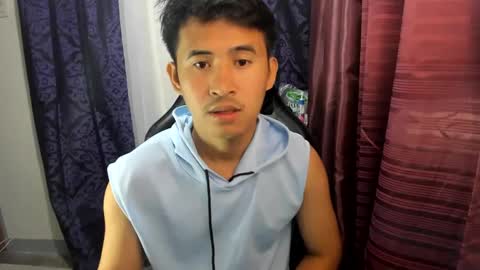 Snapshot of jamesthebigcockxxx chatting on February 2025 06:40:02 AM jamesthebigcockxxx online show from February 2025 06:40:02 AM